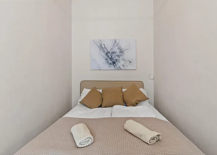 Spacious Apartment, 3 Min To U6 Alserstrasse Apartment Wien
