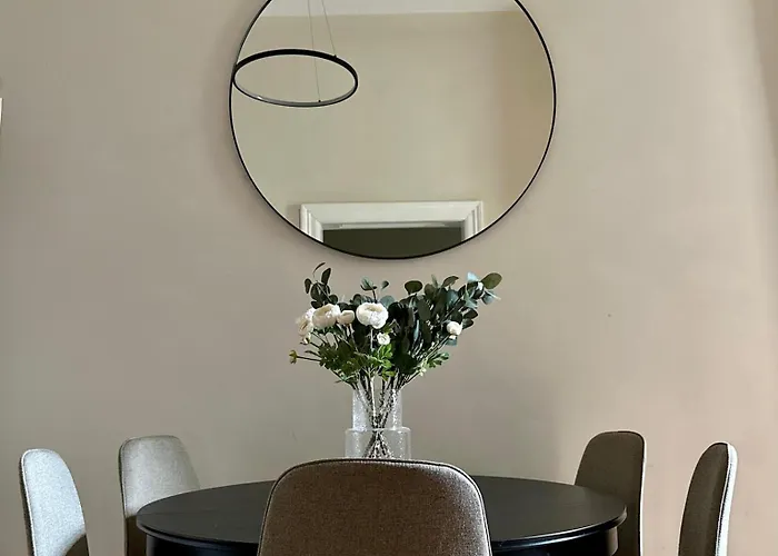 Apartment Spacious Apartment, 3 Min To U6 Alserstrasse