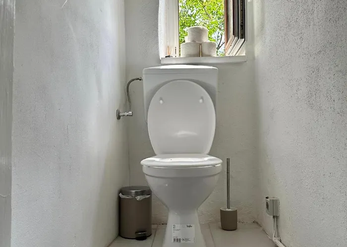Spacious Apartment, 3 Min To U6 Alserstrasse Apartment Wien